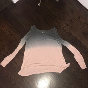 Cute visible shoulder long sleeve!💕